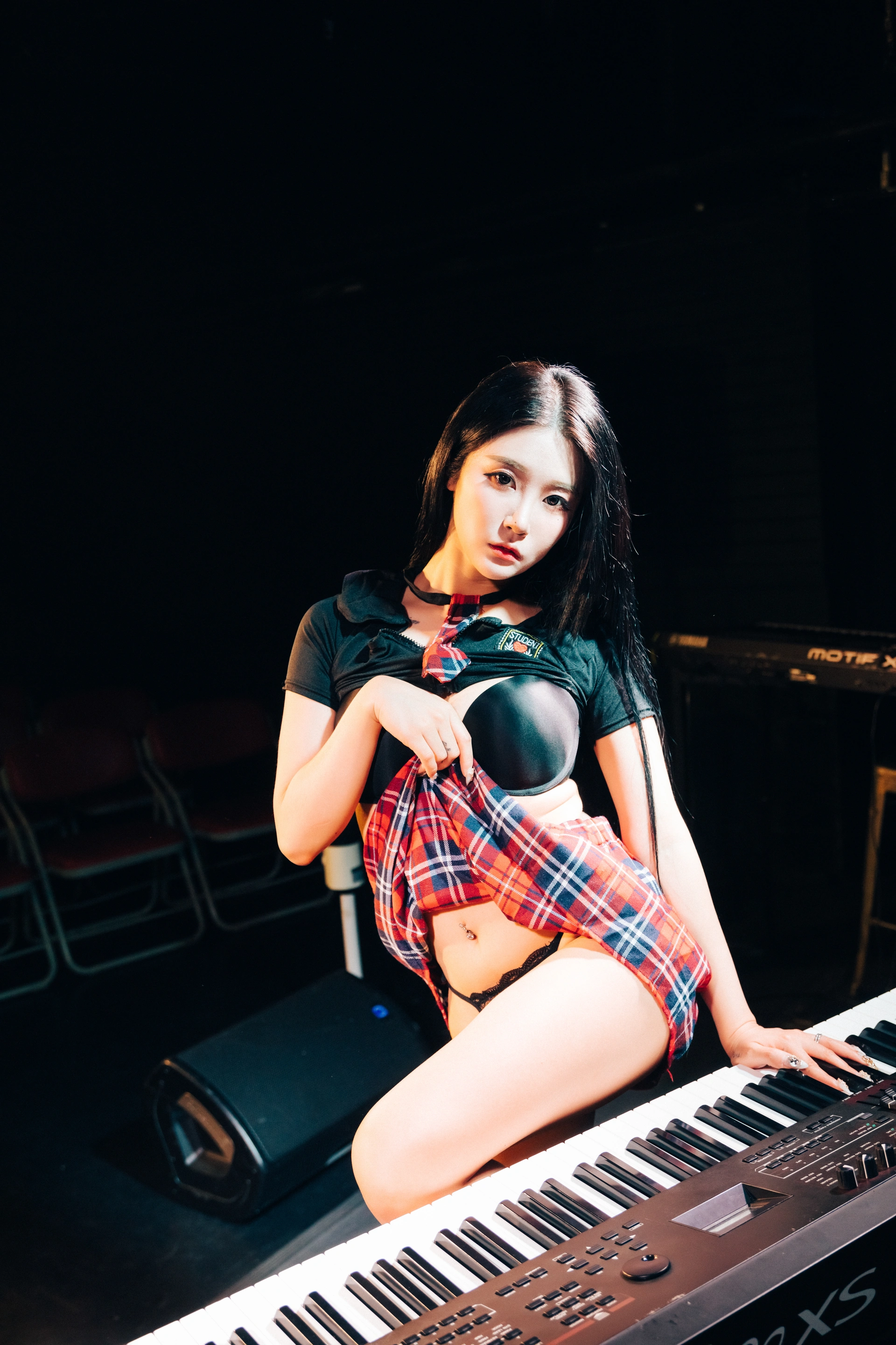 072.[Loozy] Bomi (보미)  - Covert stage 2